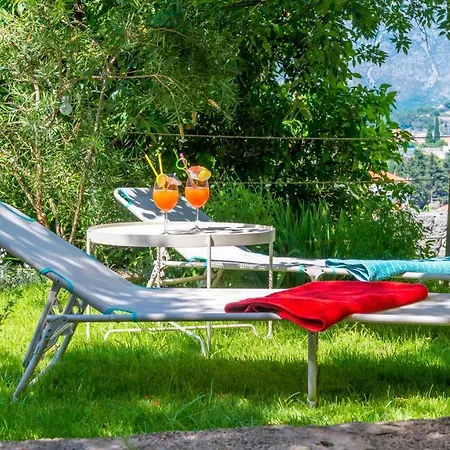 Petka Hill Apartment *